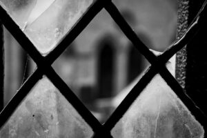 Looking through Copyright fotografia Silvana Di Lorenzo