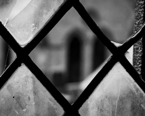 Looking through Copyright fotografia Silvana Di Lorenzo
