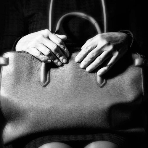 A Holding Space | Fotografie di Silvana Di Lorenzo