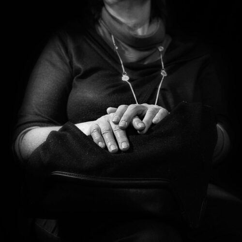 A Holding Space | Fotografie di Silvana Di Lorenzo