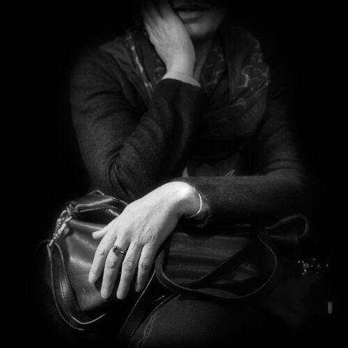 A Holding Space | Fotografie di Silvana Di Lorenzo