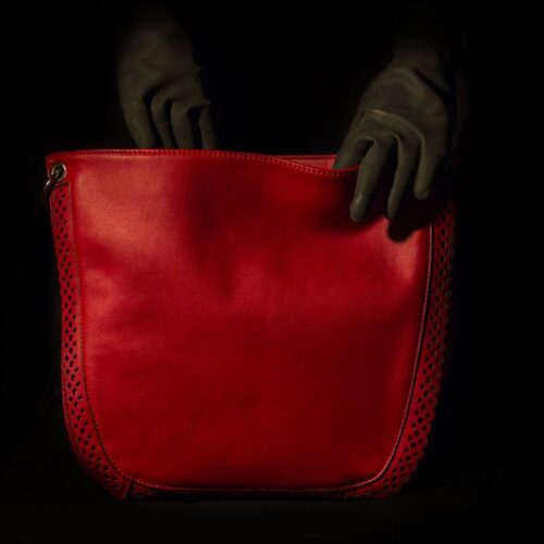 A Holding Space | Fotografie di Silvana Di Lorenzo