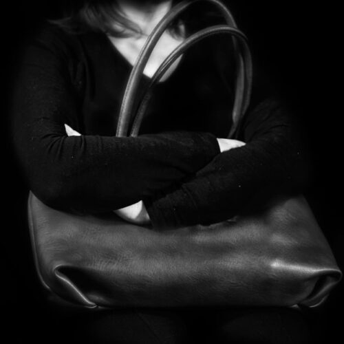 A Holding Space | Fotografie di Silvana Di Lorenzo