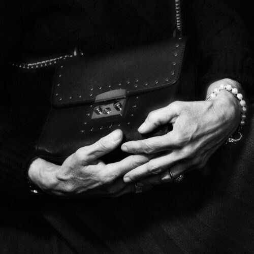 A Holding Space | Fotografie di Silvana Di Lorenzo